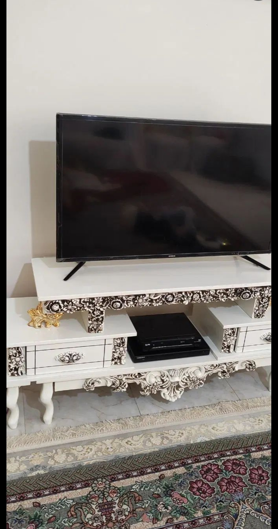 میز تلویزیون در حد